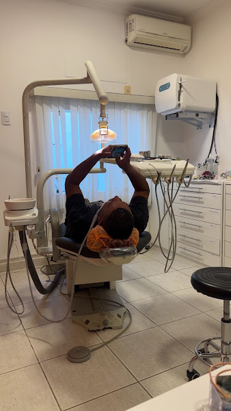 Foto 3 de Odontologia Buabssi Reabilitação Oral