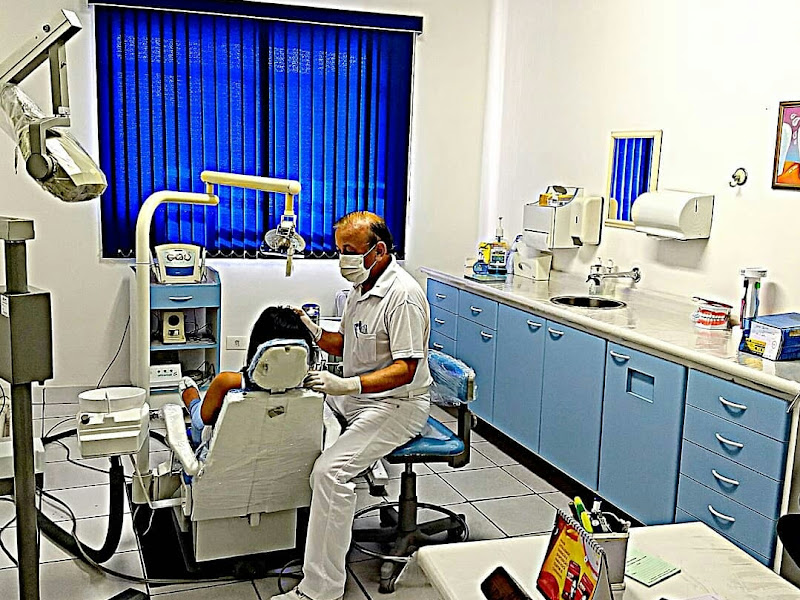 Foto 2 de Odontologia Campos | Dentista na Freguesia do Ó