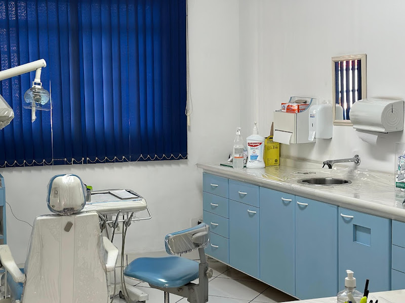 Foto 3 de Odontologia Campos | Dentista na Freguesia do Ó