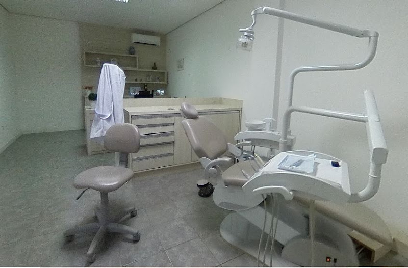 Foto 3 de Odontologia Dentista Apucarana Dr. Gustavo Acosta