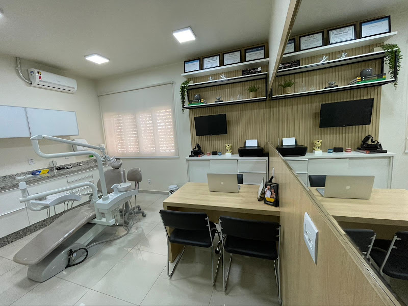 Foto 2 de Odontologia - Dr. Ayrton Marcelo