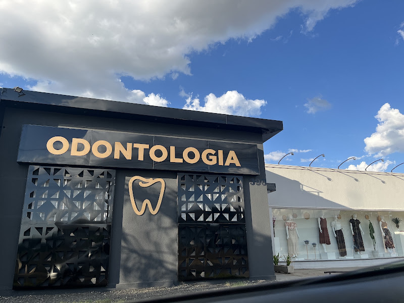Foto 3 de Odontologia Dr Lúcio Garcia Mendes