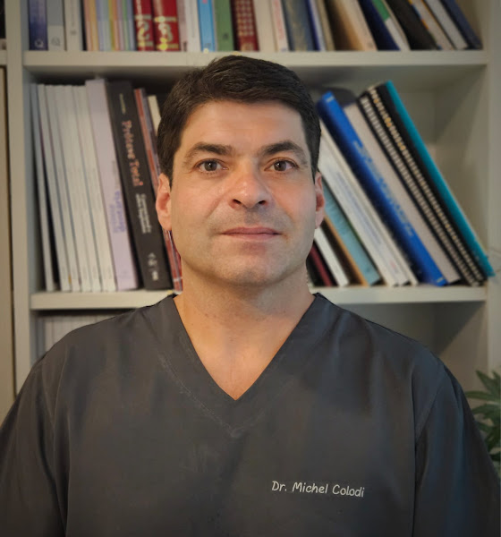 Foto 2 de Odontologia Dr Michel Colodi - Implantes dentários - Novo mundo