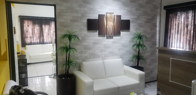 Foto 3 de Odontologia Dr. William Piffer