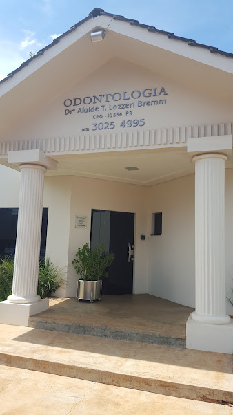 Foto 2 de Odontologia - Dra. Alaide Teresinha Lazzeri Bremm