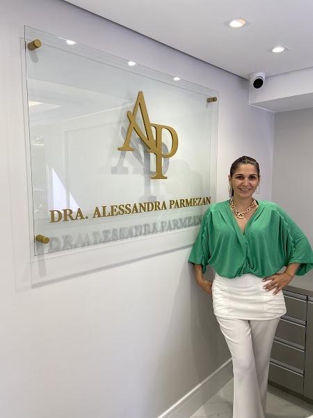 Foto 2 de Odontologia Dra Alessandra Lopes Parmezan