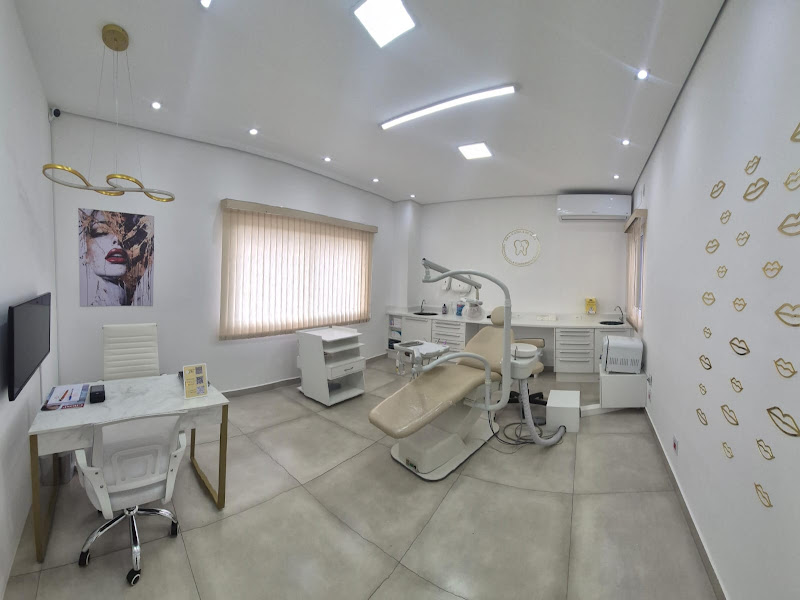 Foto 3 de Odontologia Dra. Camila de Sena