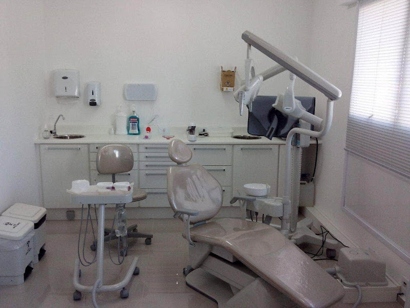 Foto 3 de Odontologia Dra. Flávia Martins Leal