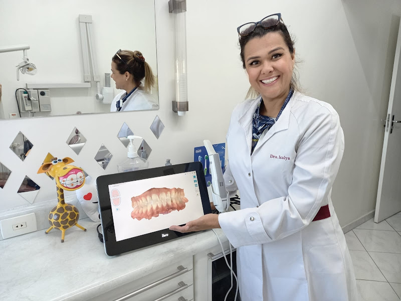 Foto 2 de Odontologia - Dra Icalys Tardivo