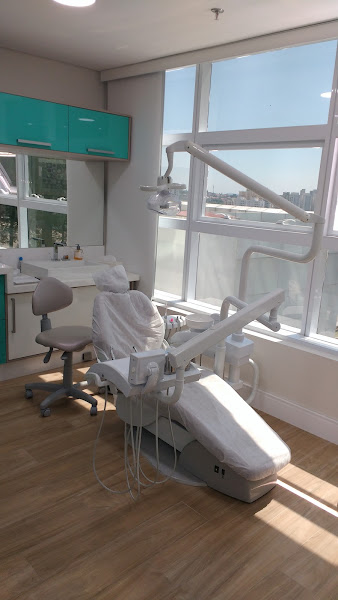 Foto 2 de ODONTOLOGIA DRA MARIANA VALENTE LESTINGI