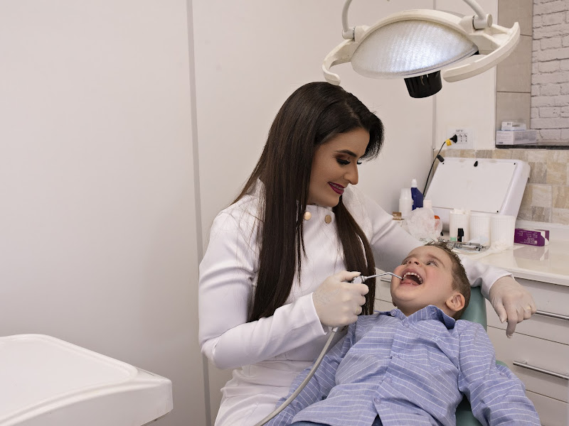 Foto 7 de Odontologia Dra Tânia F C Freire Yokota Dr.Eduardo Yokota