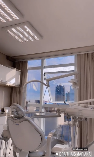 Foto 2 de Odontologia - Dra Thais Mariana Neves Chaves