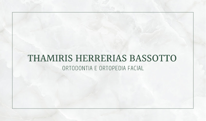 Foto 2 de Odontologia Dra. Thamiris H. Bassotto