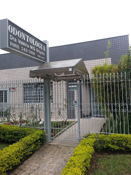Foto 3 de odontologia dra. valeria m.q. brigolla