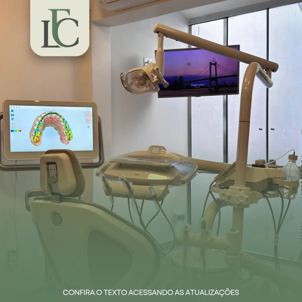 Foto 4 de Odontologia Especializada Dr. Flávio Cunha e Dra. Letícia Feix Cunha | Dentista Menino Deus | Implante Dentário | Invisalign