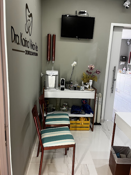 Foto 2 de Odontologia Especializada Dra Karina Vivian Reis