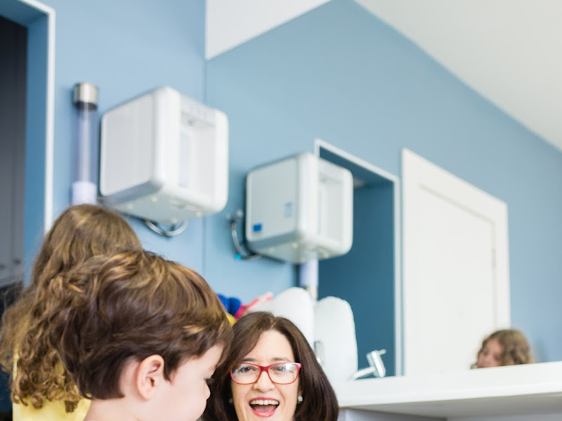 Foto 2 de Odontologia Especializada: gestante, bebê, criança, adolescente