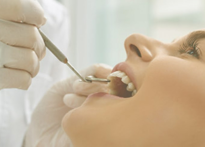 Foto 2 de Odontologia Especializada Laura Neves