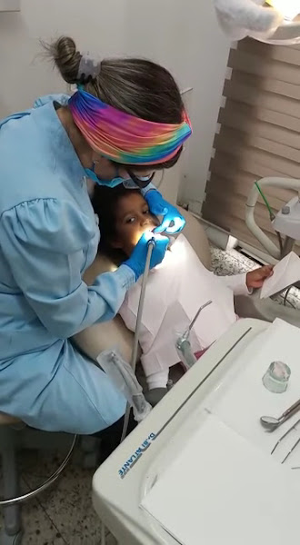 Foto 3 de Odontologia Estética