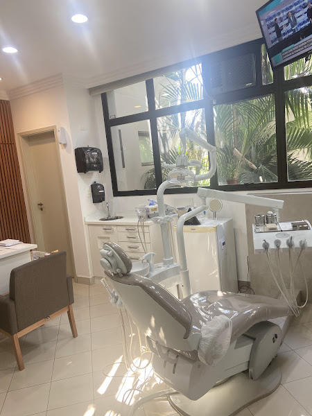 Foto 2 de Odontologia Fabio Saab