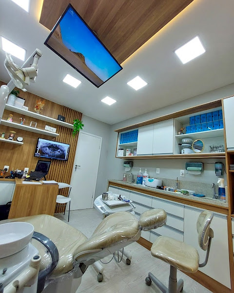 Foto 2 de Odontologia Giselle Amorim e Fábio Valladares