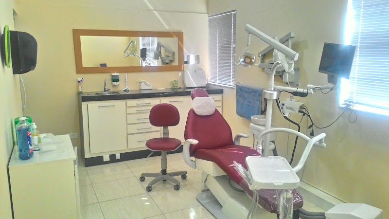 Foto 2 de ODONTOLOGIA HORIBE - Dr Edson Horibe Tanaka - Jd São João