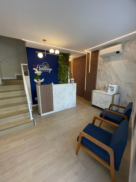 Foto 3 de Odontologia, Implantes, Tratamentos Odontológicos - Harmony's