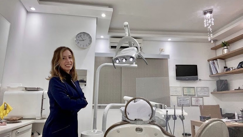 Foto 2 de Odontologia Moderna - Reabilitação Oral Dra. Solange S. Moreira