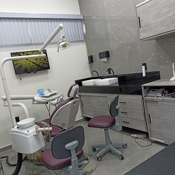 Foto 2 de Odontologia Renan Madeira