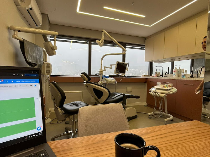Foto de Odontologia Ricardi - Prevenção, reabilitação e estética | Dra. Luísa Ricardi