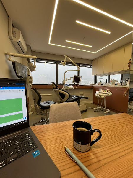 Foto 2 de Odontologia Ricardi - Prevenção, reabilitação e estética | Dra. Luísa Ricardi