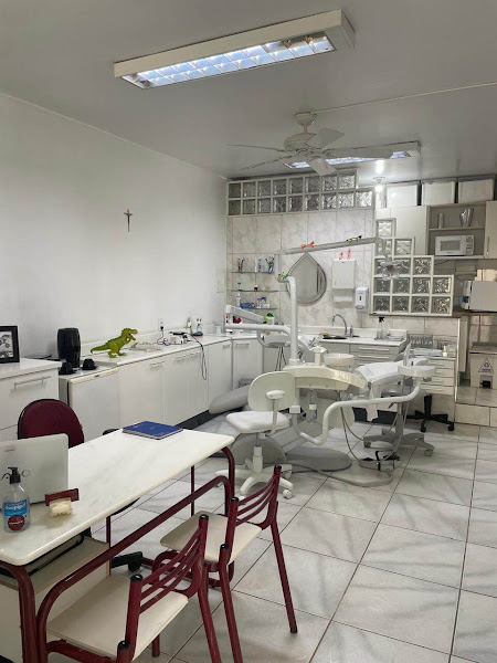 Foto 3 de Odontologia SKV | Dr Silveirio Belo Diniz e Dra Katia Viviane de Sena | Ortodontia e Odontopediatria em Contagem