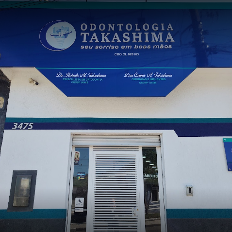 Foto 2 de Odontologia Takashima | Implantes Dentários e Aparelho Ortodôntico em Itaquaquecetuba