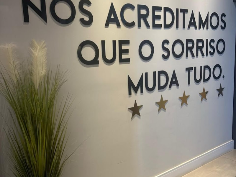 Foto 3 de Odontologia Tuler - Lentes de Contato Dental e Implantes