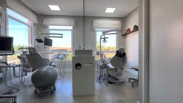 Foto 3 de Odontologia Villela / Dr. Luiz Guilherme Villela