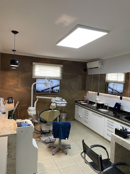 Foto 3 de ODONTOLOGOS CAMP