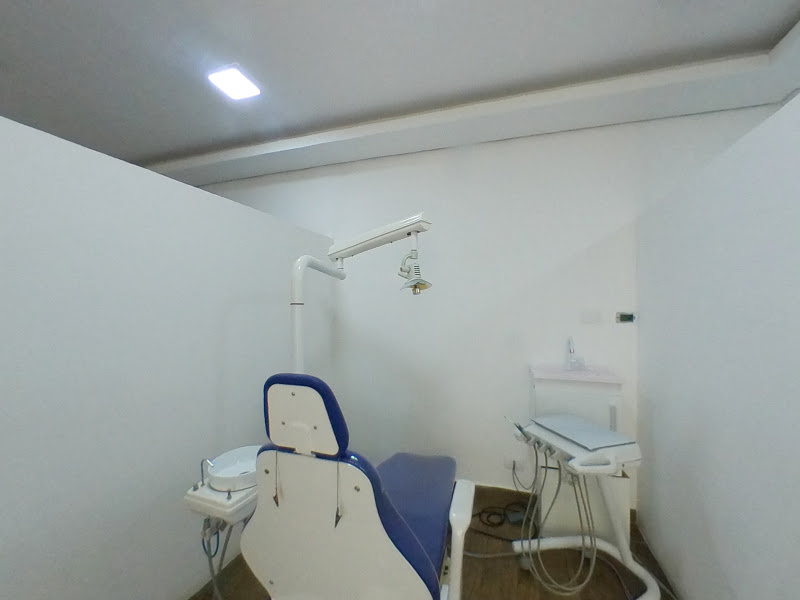 Foto 3 de OdontoMacih Clinica Odontologica