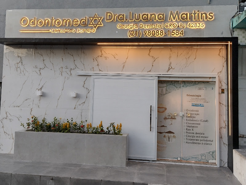 Foto de OdontoMed_ Dra Luana Martins