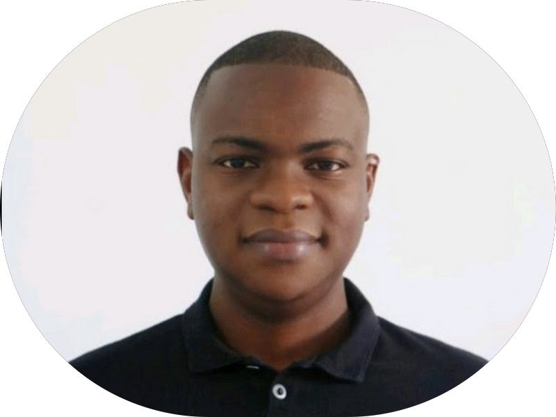 Foto 6 de Odontopediatra Cláudia Mota- Dentista de criança - Frenectomia lingual a laser - Nova Iguaçu