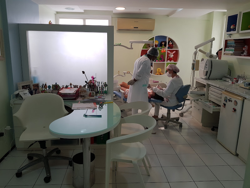 Foto 2 de Odontopediatra Dra. Larissa Burnett