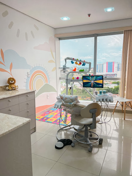 Foto 3 de Odontopediatra Dra. Louisiana | Dentista da Criança | Língua Presa