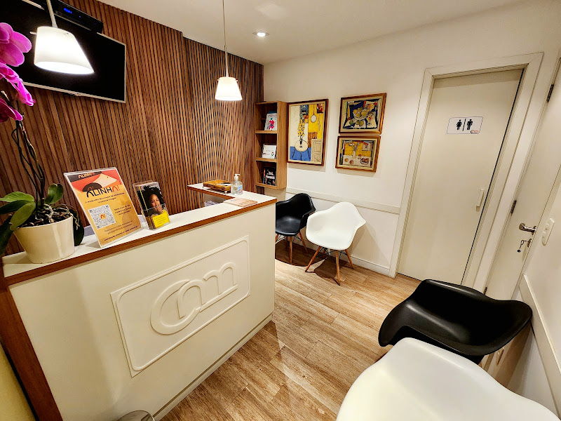 Foto 8 de Odontosimonetti | Dr. Rodrigo Simonetti e Dr. Leandro Simonetti