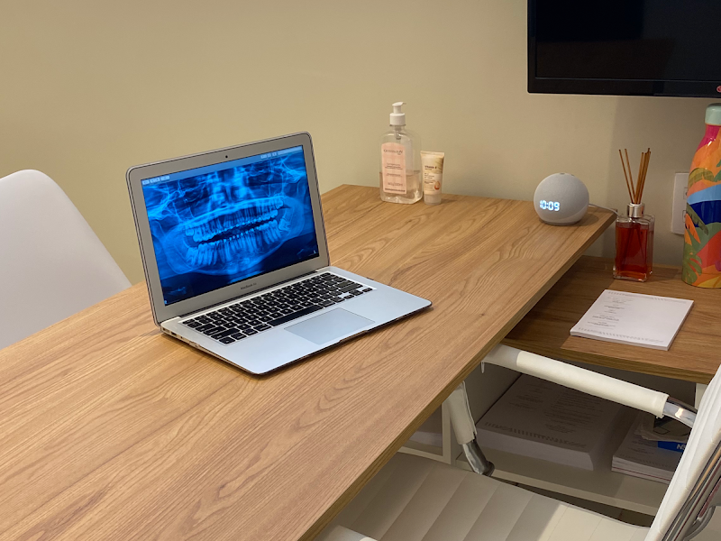 Foto 2 de Oficina de Ortodontia Liana Lima Pinheiro - Barra da Tijuca