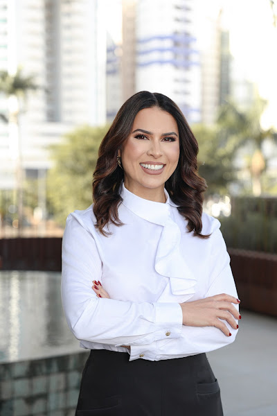 Foto 2 de Oftalmologista Umuarama Dra Cintia Santini - Clínica Novo Olhar