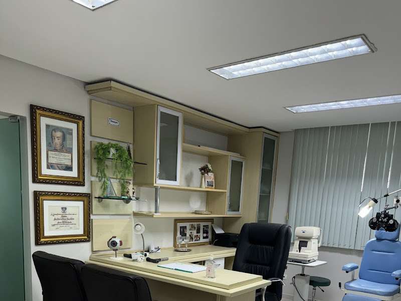 Foto de OLHOCLIN CLÍNICA OFTALMOLÓGICA