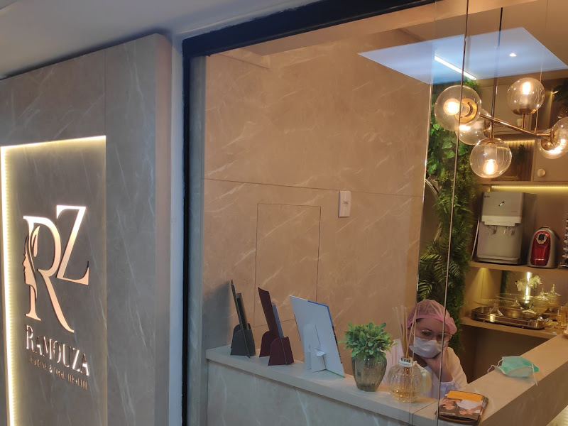 Foto 2 de Omega Clinic