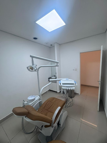 Foto 4 de ORA Concept Clinica Odontologica em Tucuruvi SP,, Implante Dentário, Prótese Dentária, Lente Contato Dental, Carga Imediata