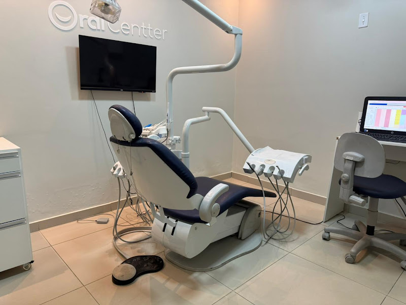 Foto 3 de Oral Centter Clínica Odontológica Montes Claros Centro