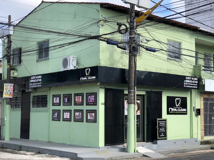 Foto 2 de Oral Clean Odontologia Especializada – Implantes, Facetas & Ortodontia na Cidade Nova