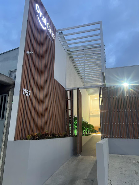 Foto 2 de Oral Clinic Implantes